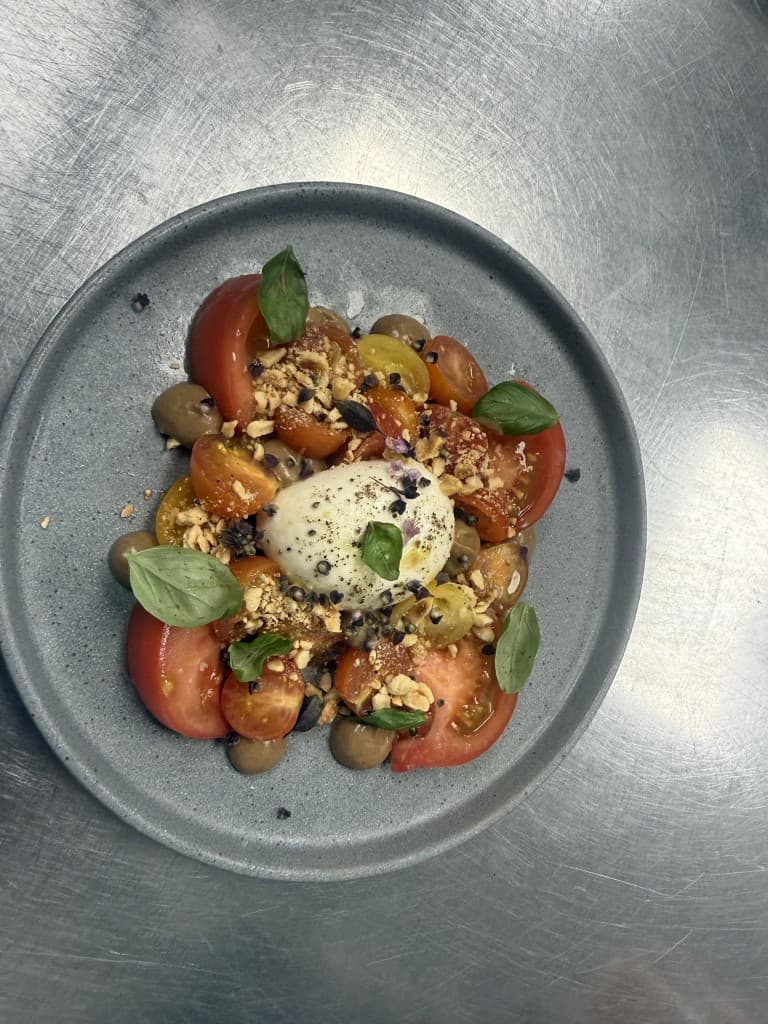TOMATO AND BURRATA